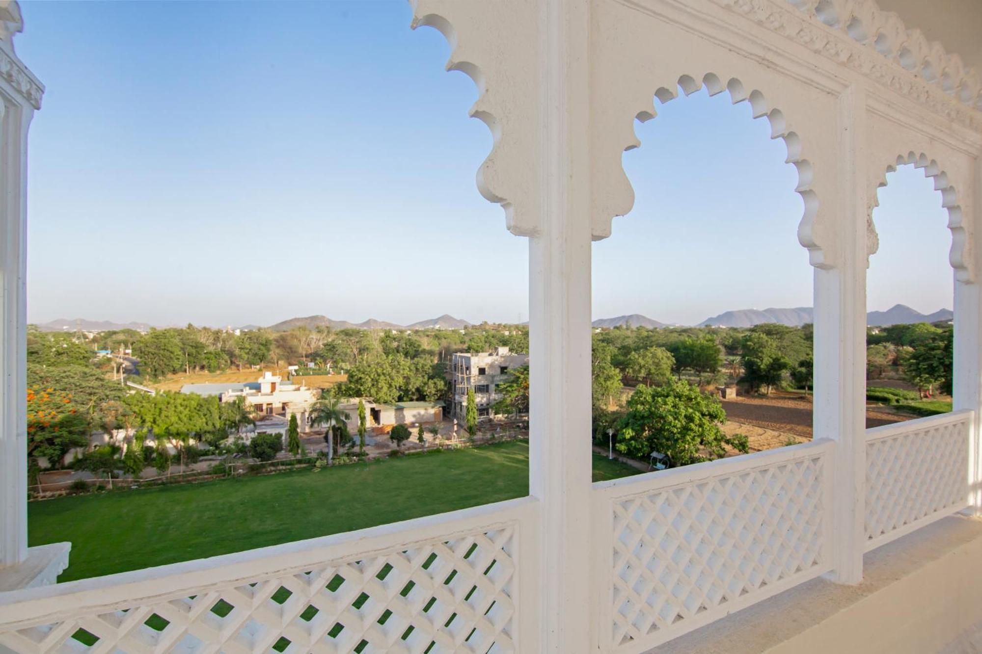 Sterling Aravalli Udaipur Eksteriør billede